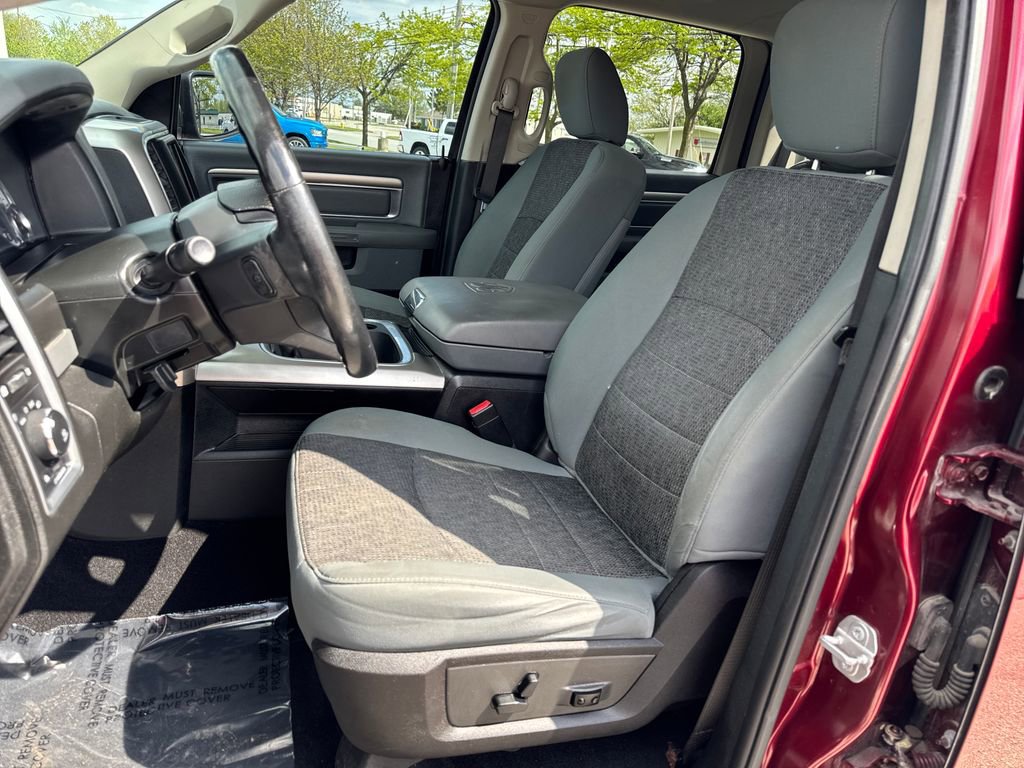 Used 2019 RAM 1500 Big Horn AWD/4WD image 10
