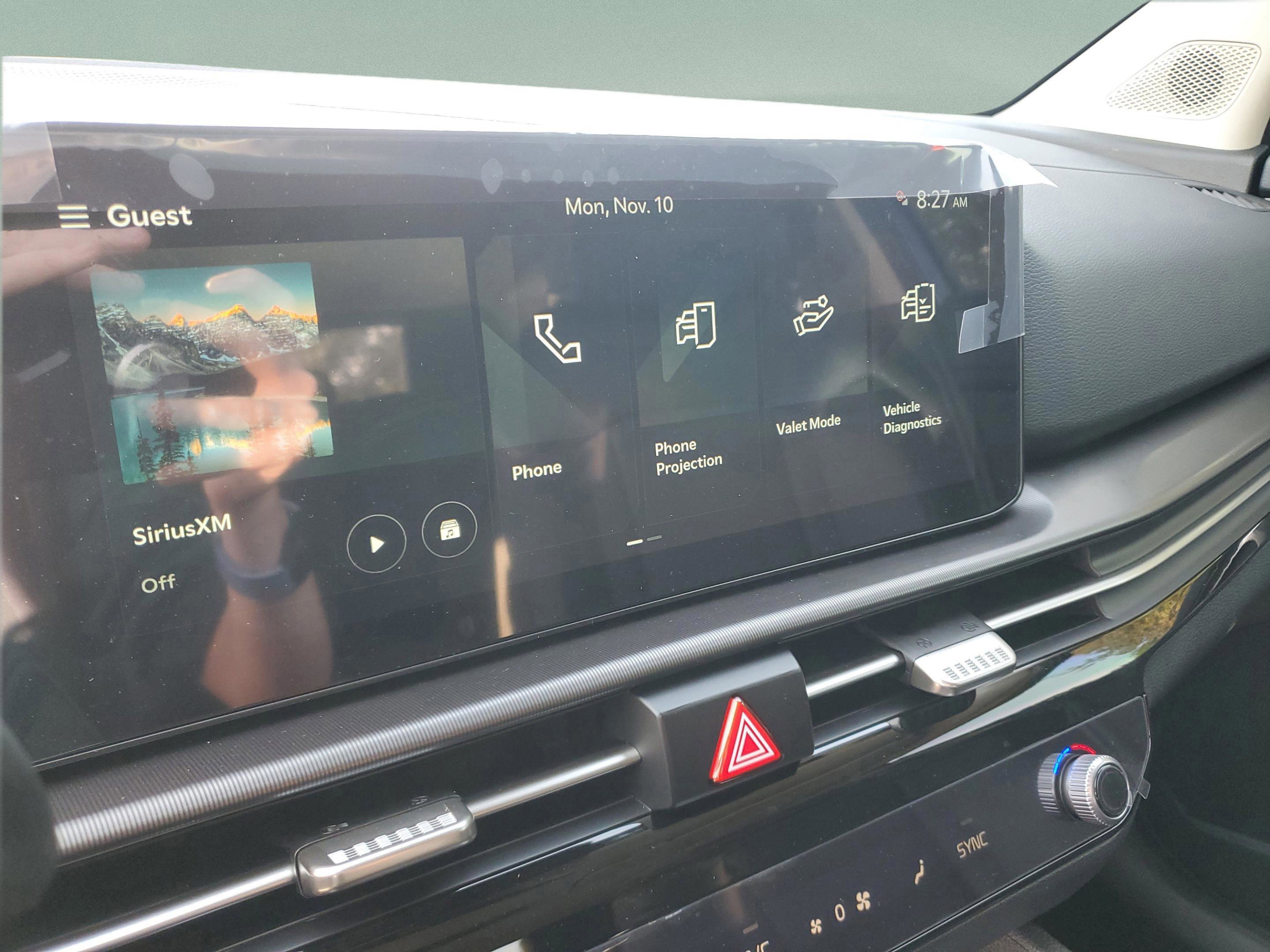 New 2026 Kia Sportage EX w/ EX Panorama Roof Package image 7