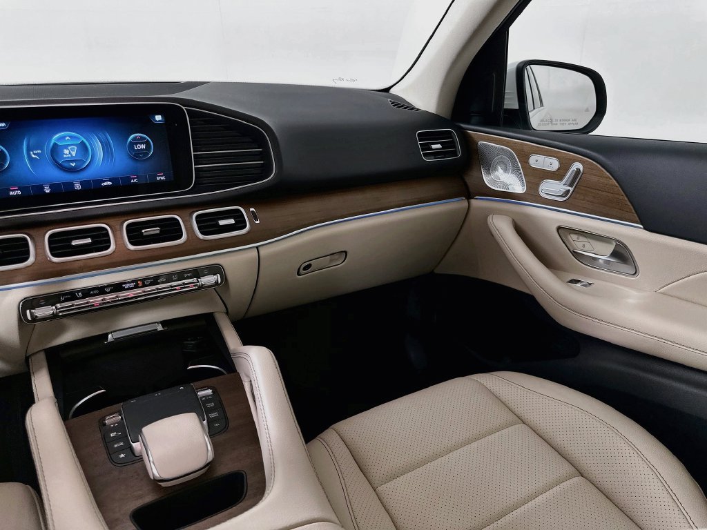 Used 2021 Mercedes-Benz GLE 350 4MATIC image 24