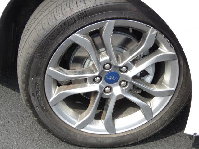 Used 2020 Ford Fusion SEL FWD image 5