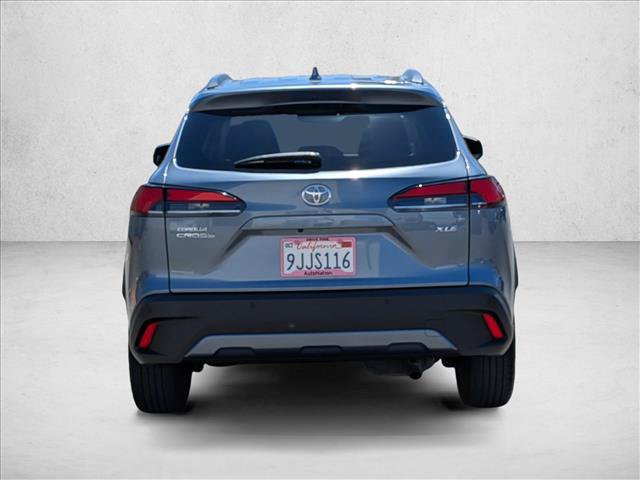 Used 2023 Toyota Corolla Cross XLE w/ Convenience Package FWD image 7
