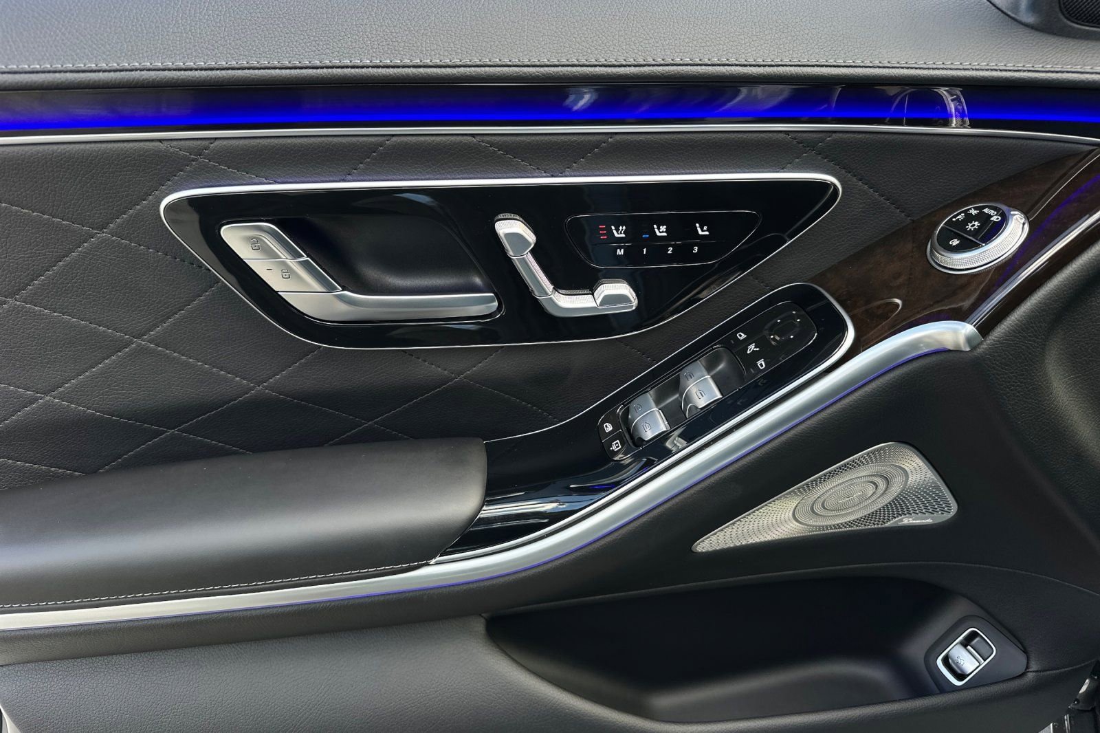 New 2026 Mercedes-Benz S 580 4MATIC Sedan image 21