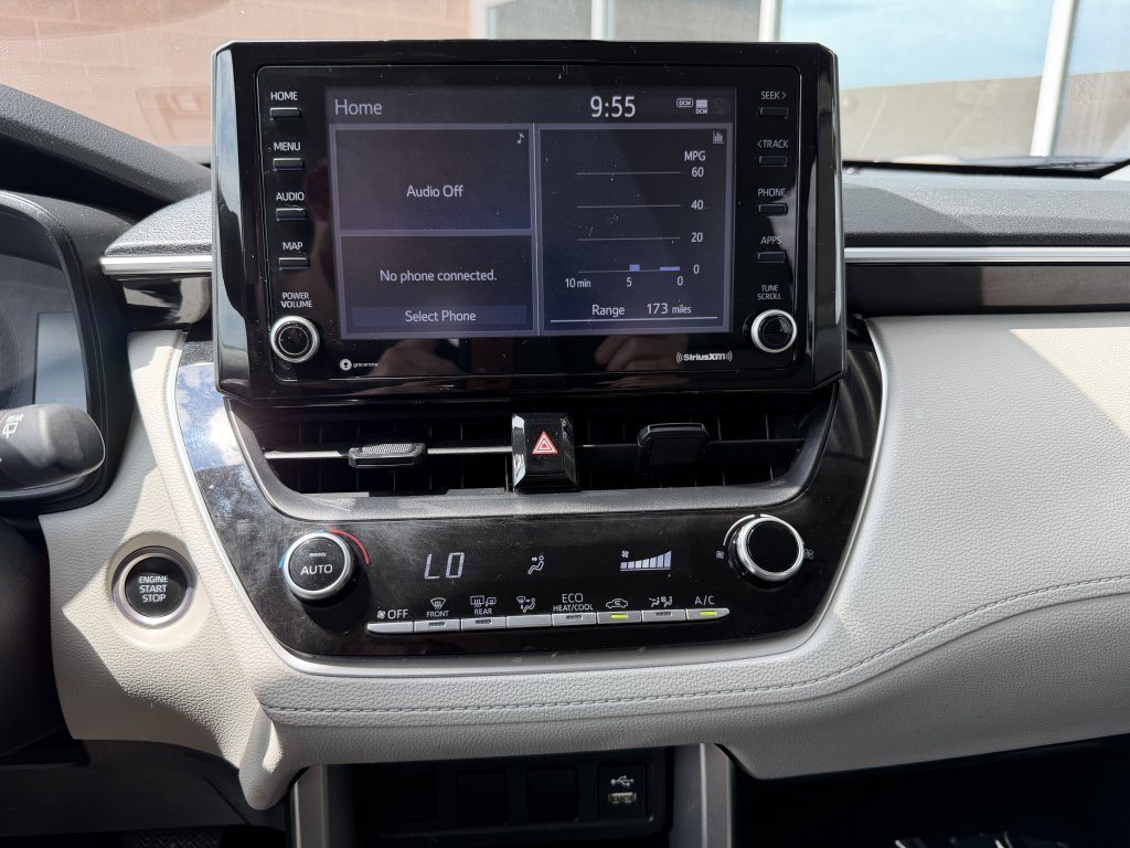 Used 2022 Toyota Corolla Cross LE FWD image 21