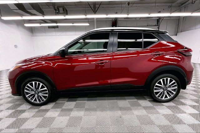 Used 2024 Nissan Kicks SV FWD image 13