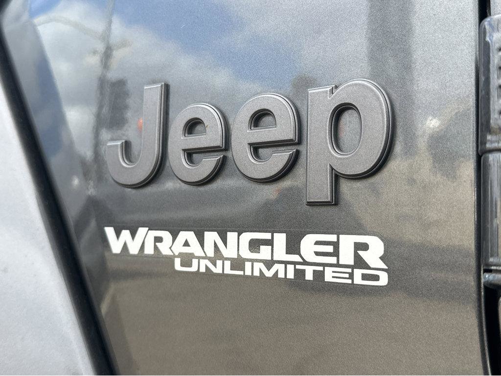 Used 2018 Jeep Wrangler Moab w/ Quick Order Package 24M Moab image 44