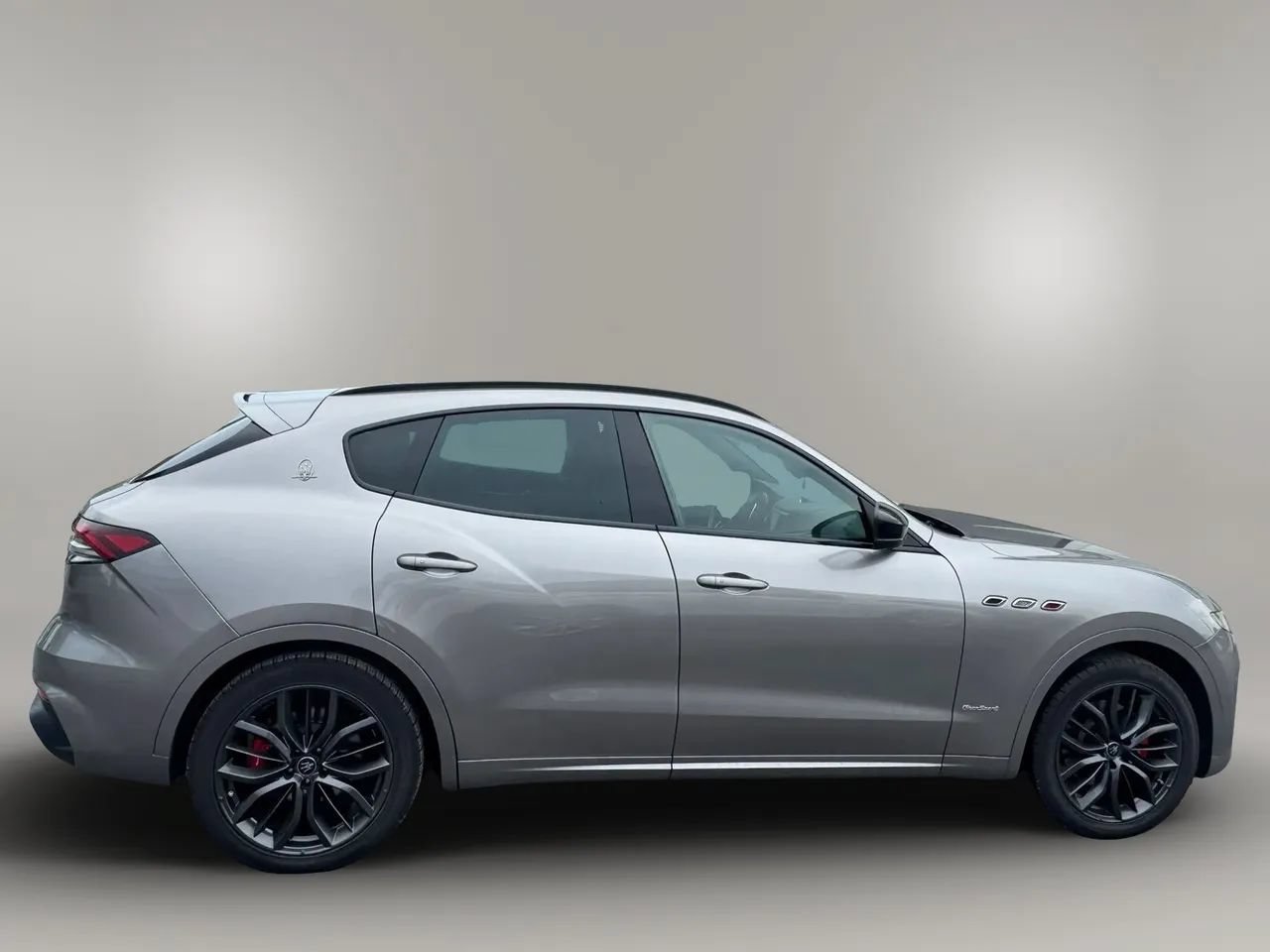 Used 2021 Maserati Levante GranSport AWD/4WD image 4