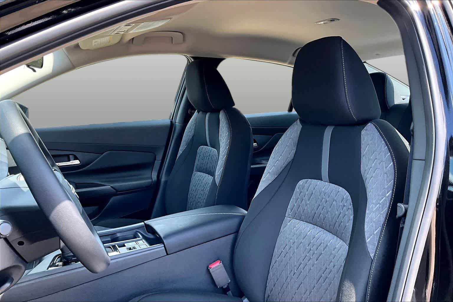 New 2027 Nissan Sentra SV FWD image 16