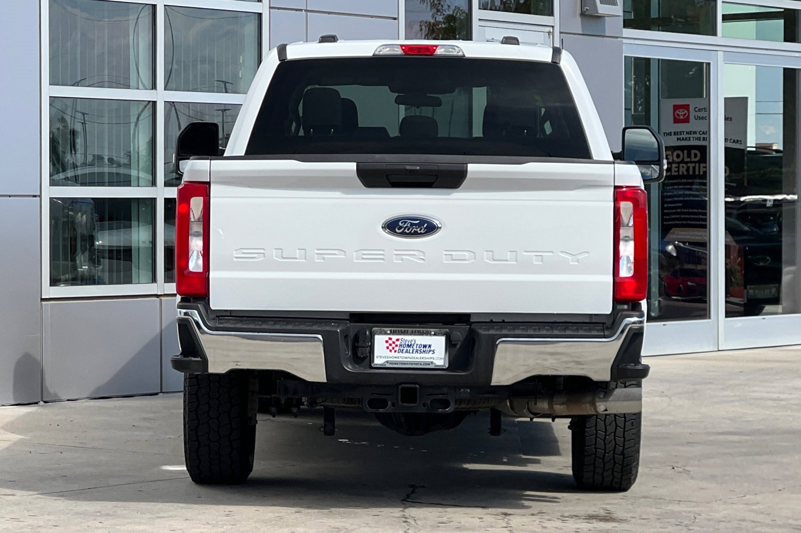 Used 2024 Ford F250 XLT image 5