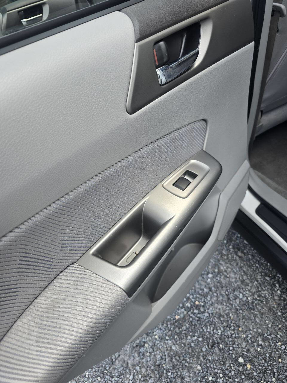 Used 2010 Subaru Forester 2.5X Premium image 21