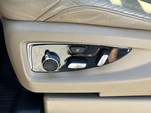 Used 2018 Cadillac Escalade ESV Platinum AWD/4WD image 39