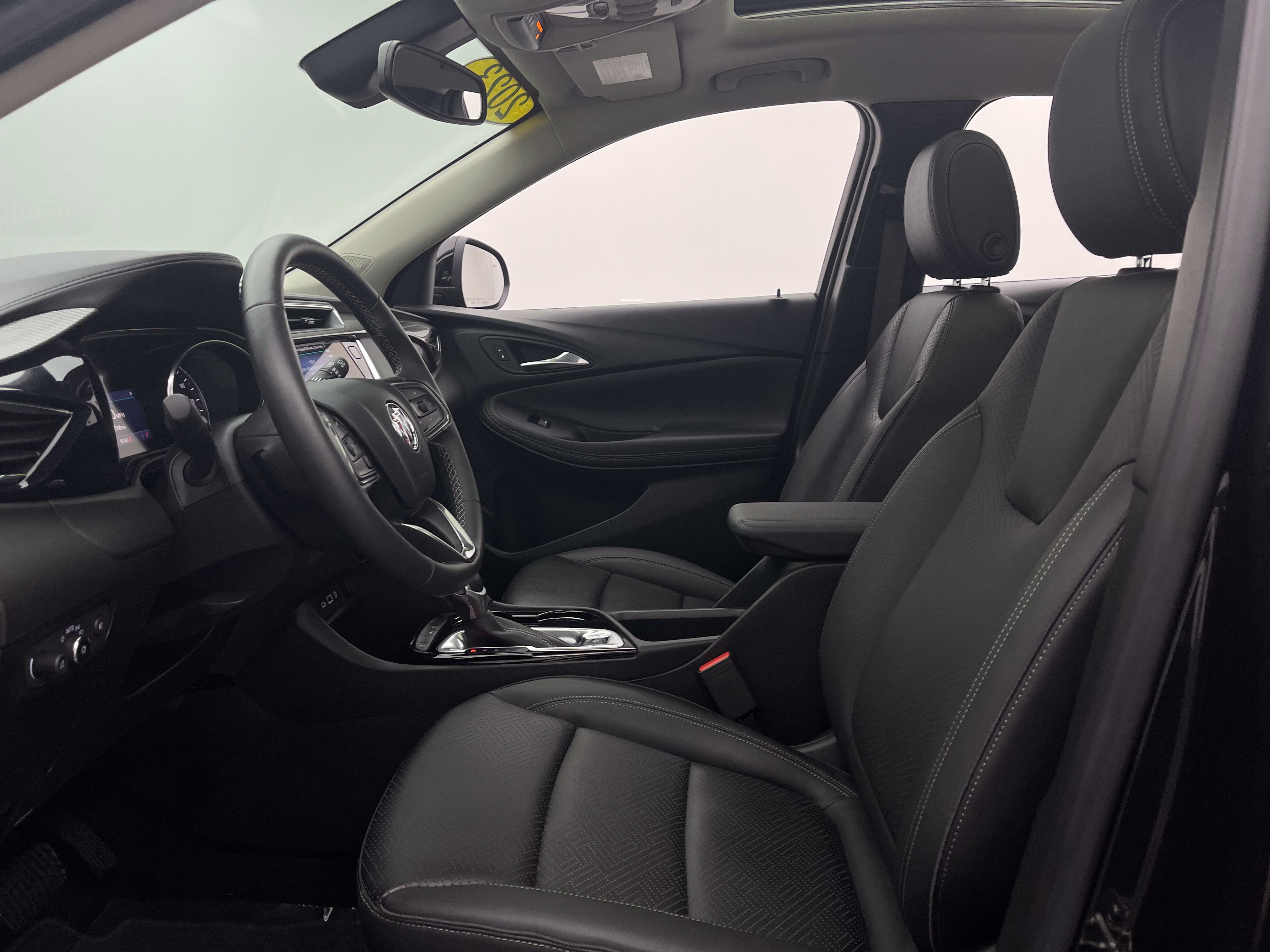 Used 2023 Buick Encore GX Essence w/ Experience Buick Package FWD image 19