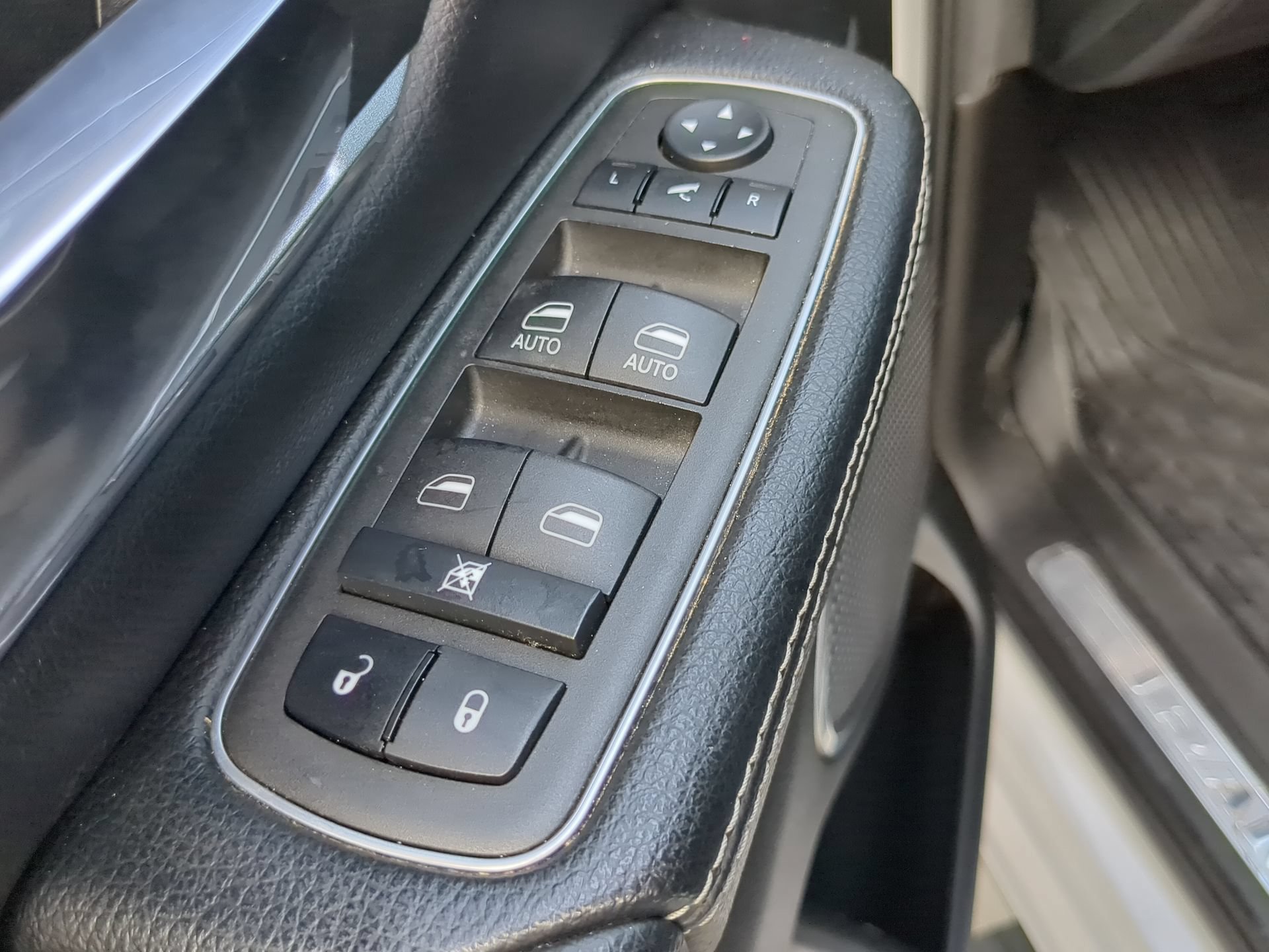 Used 2022 RAM 1500 Laramie w/ Sport Appearance Package AWD/4WD image 55