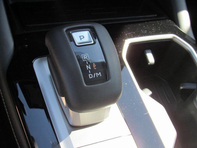 New 2025 Mitsubishi Outlander SE image 19