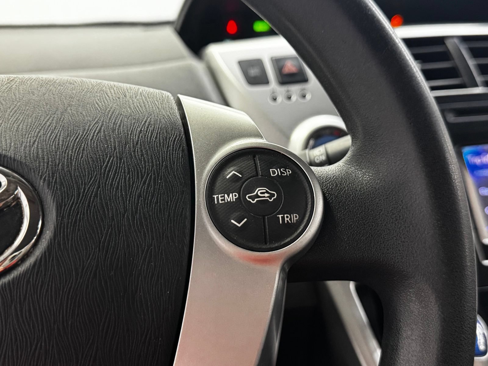 Used 2012 Toyota Prius V Three FWD image 21