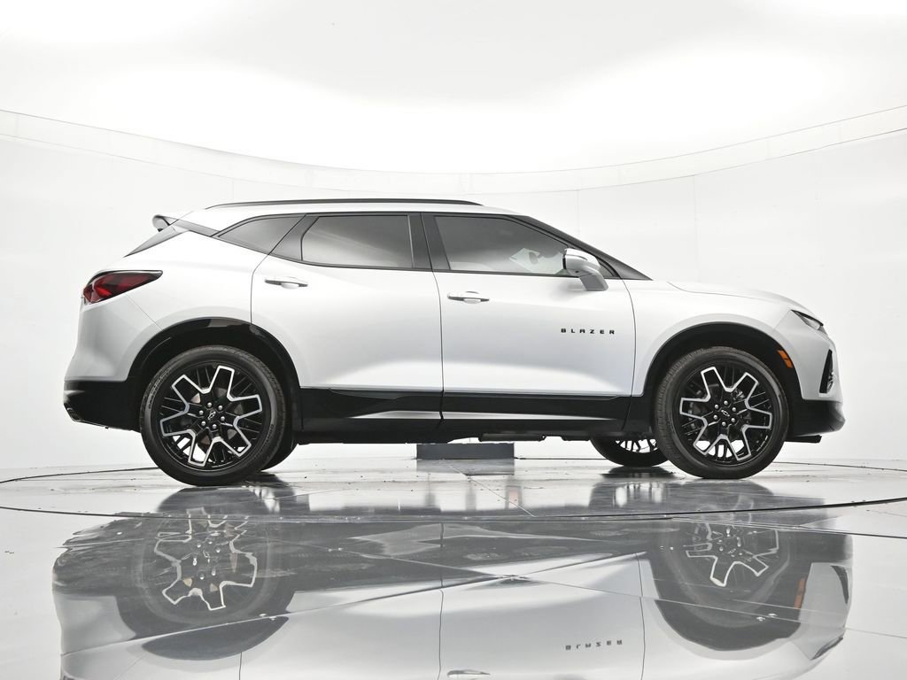 Certified 2021 Chevrolet Blazer RS w/ Enhanced Convenience Package FWD image 41
