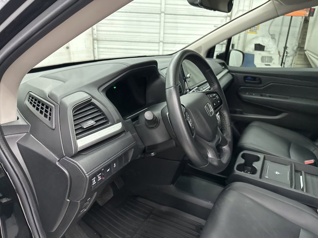 Used 2025 Honda Odyssey EX-L image 9