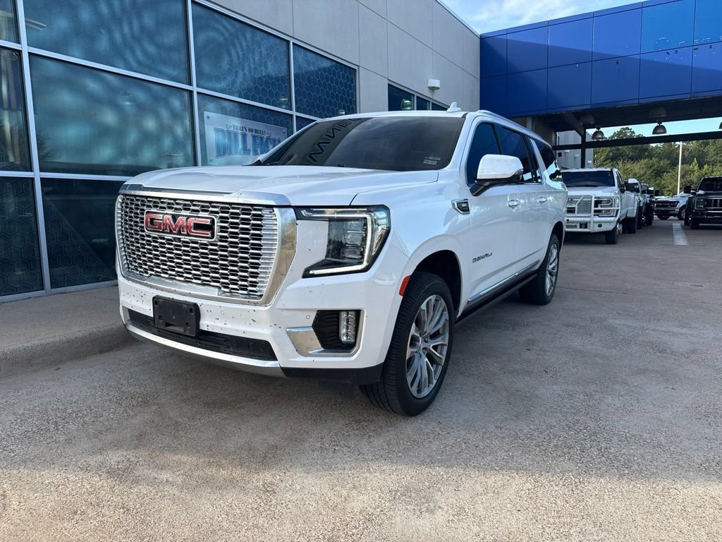 Used 2023 GMC Yukon XL Denali w/ Max Trailering Package AWD/4WD image 4