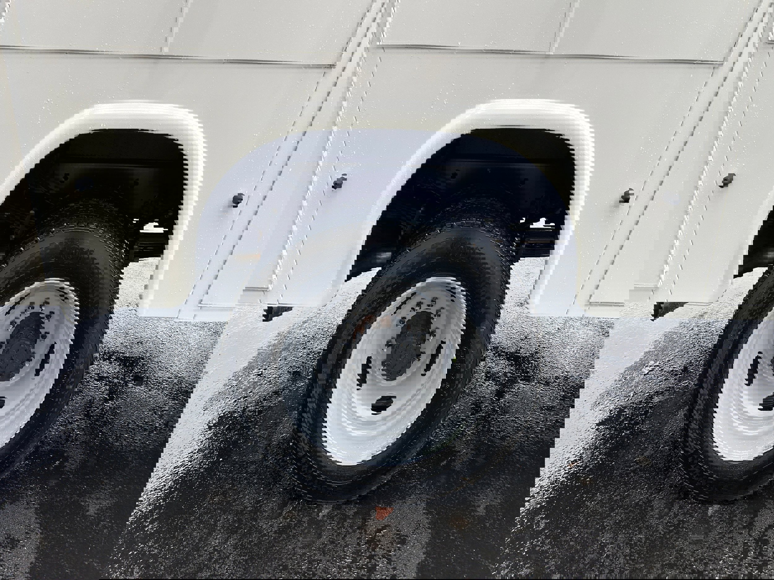 New 2026 Ford F550 4x4 Crew Cab image 40