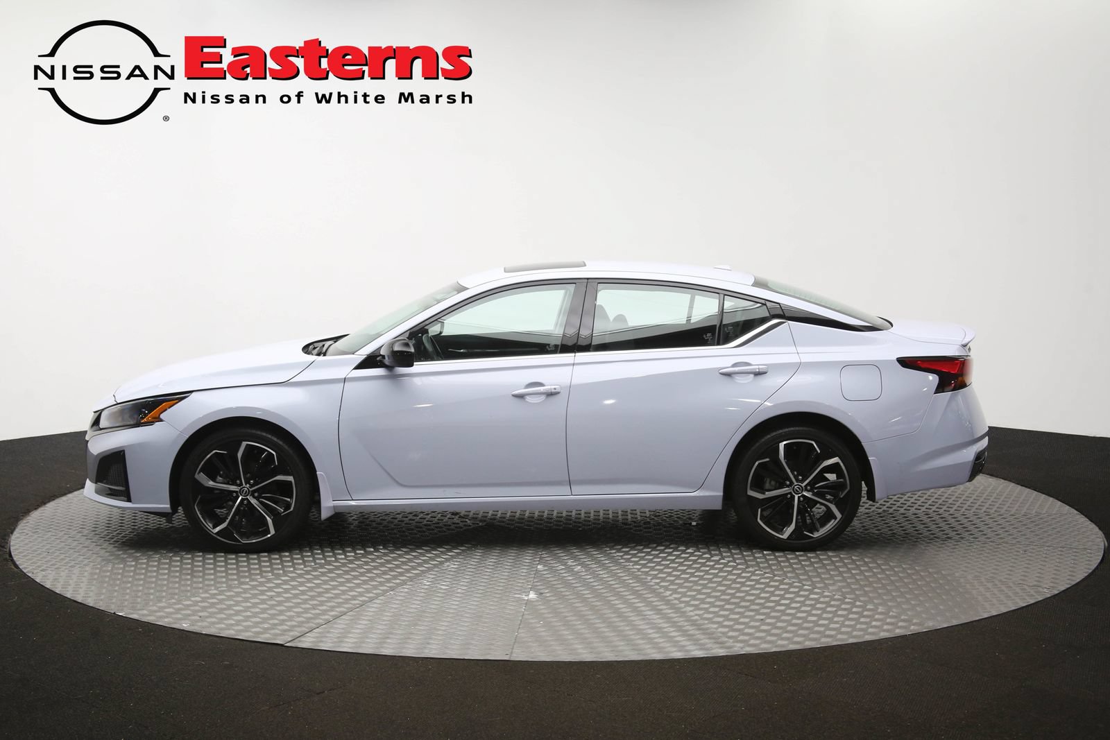 Used 2023 Nissan Altima 2.5 SR AWD/4WD image 58