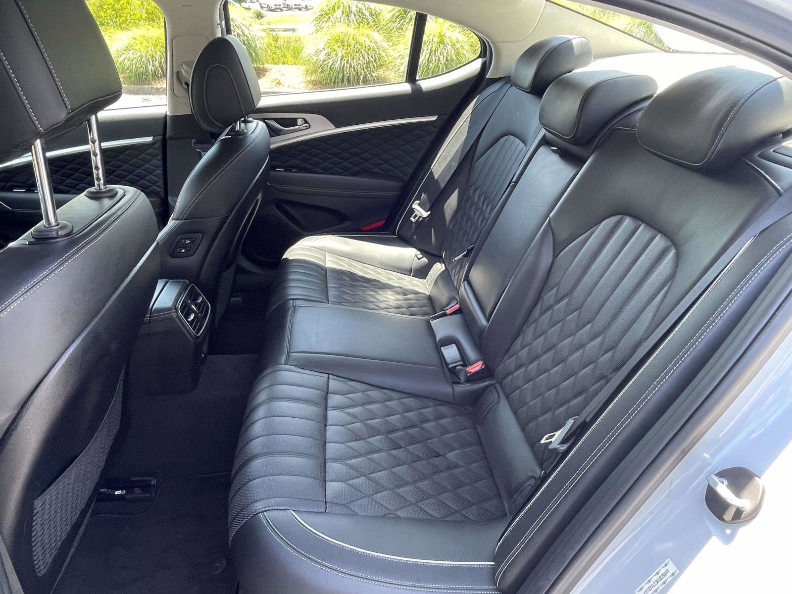 Used 2019 Genesis G70 3.3T Advanced w/ Prestige Package RWD image 12