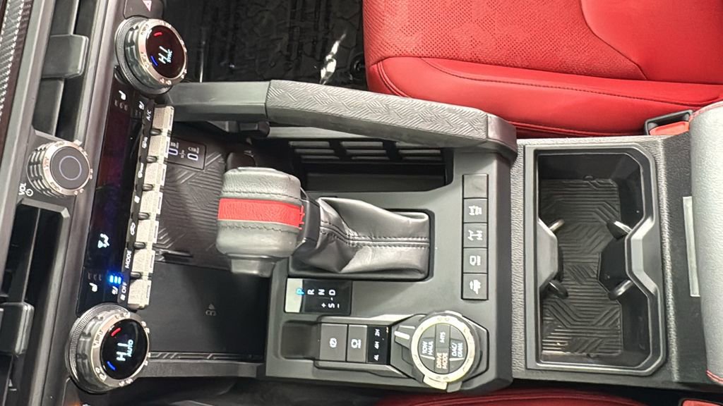Used 2025 Toyota Tacoma TRD Sport image 29