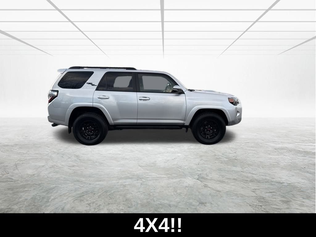 Used 2022 Toyota 4Runner TRD Off-Road Premium image 3