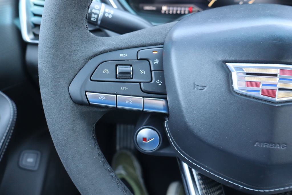 Used 2022 Cadillac CT5 V Blackwing w/ Carbon Fiber Package 2 RWD image 7