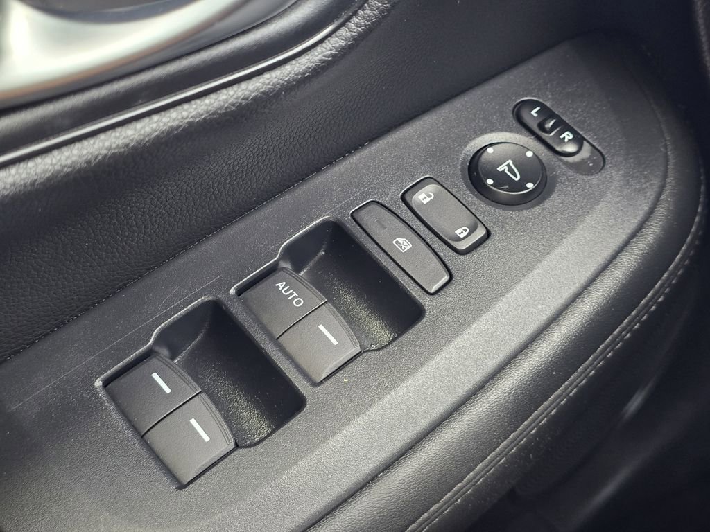 Used 2024 Honda HR-V LX image 23