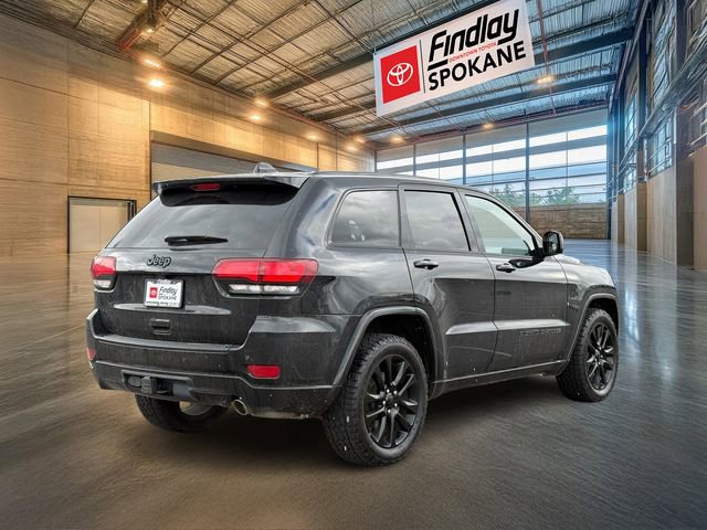 Used 2022 Jeep Grand Cherokee Laredo X image 5