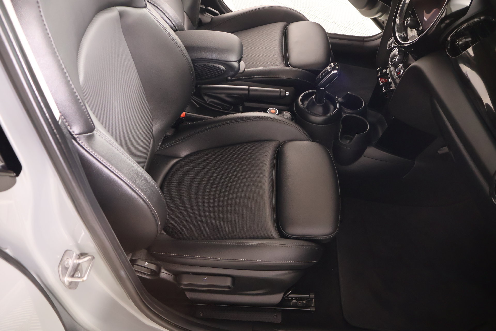Used 2022 MINI Cooper S w/ Storage Package FWD image 13