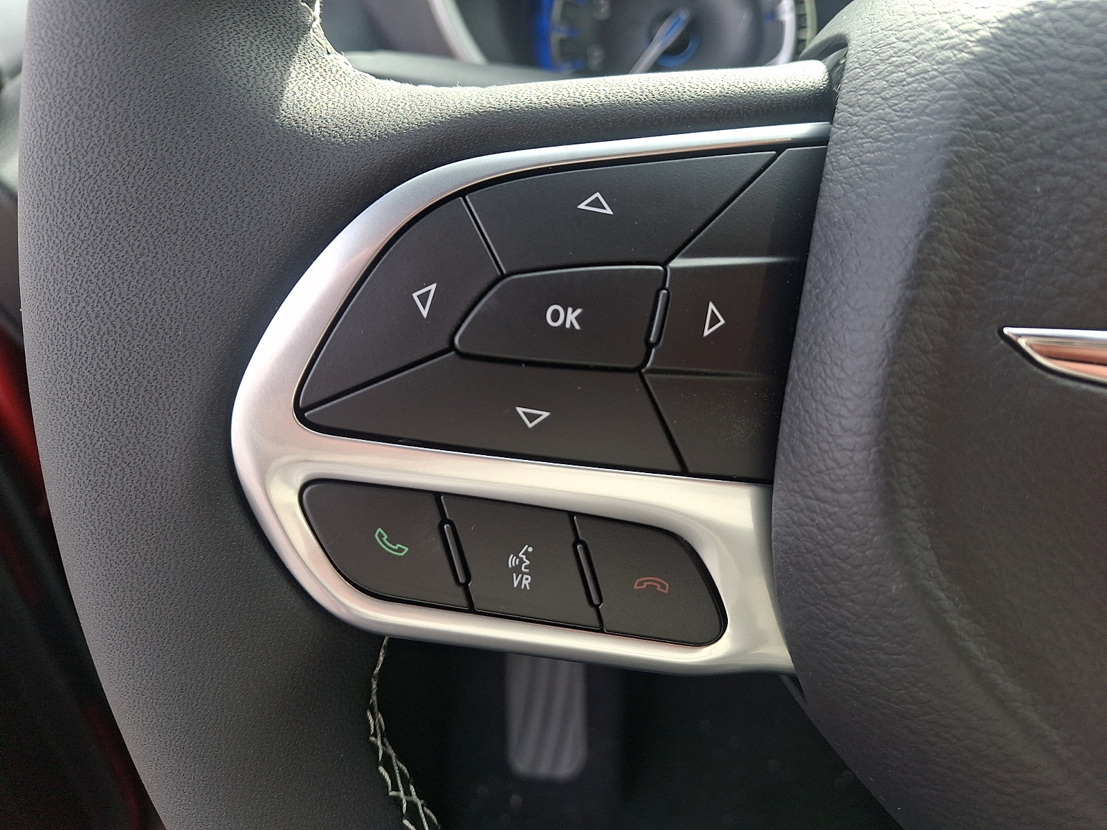 New 2026 Chrysler Pacifica Select FWD image 17
