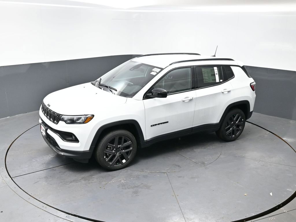 New 2026 Jeep Compass Latitude image 31
