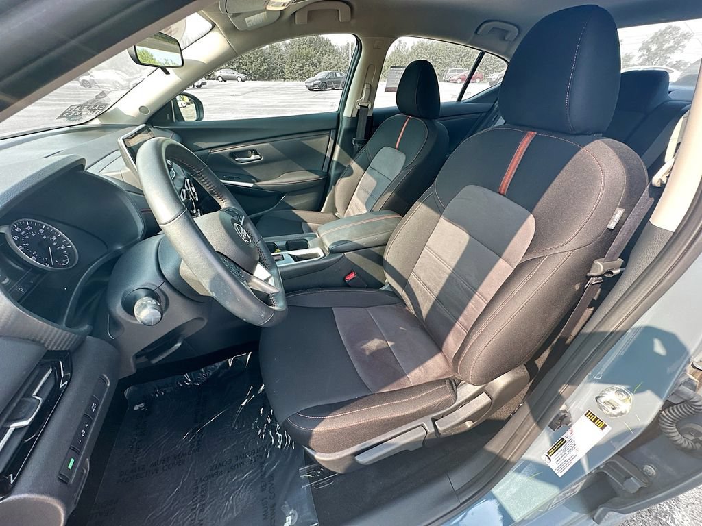 Used 2024 Nissan Sentra SR FWD image 28