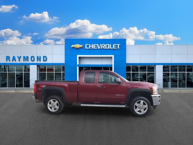 Certified 2013 Chevrolet Silverado 2500 LTZ w/ LTZ Plus Package AWD/4WD image 2