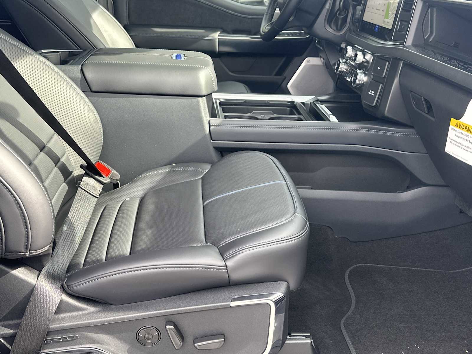 New 2026 Ford F250 Platinum image 19