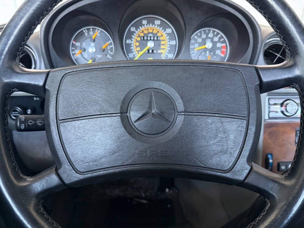 Used 1987 Mercedes-Benz 560 SL image 19