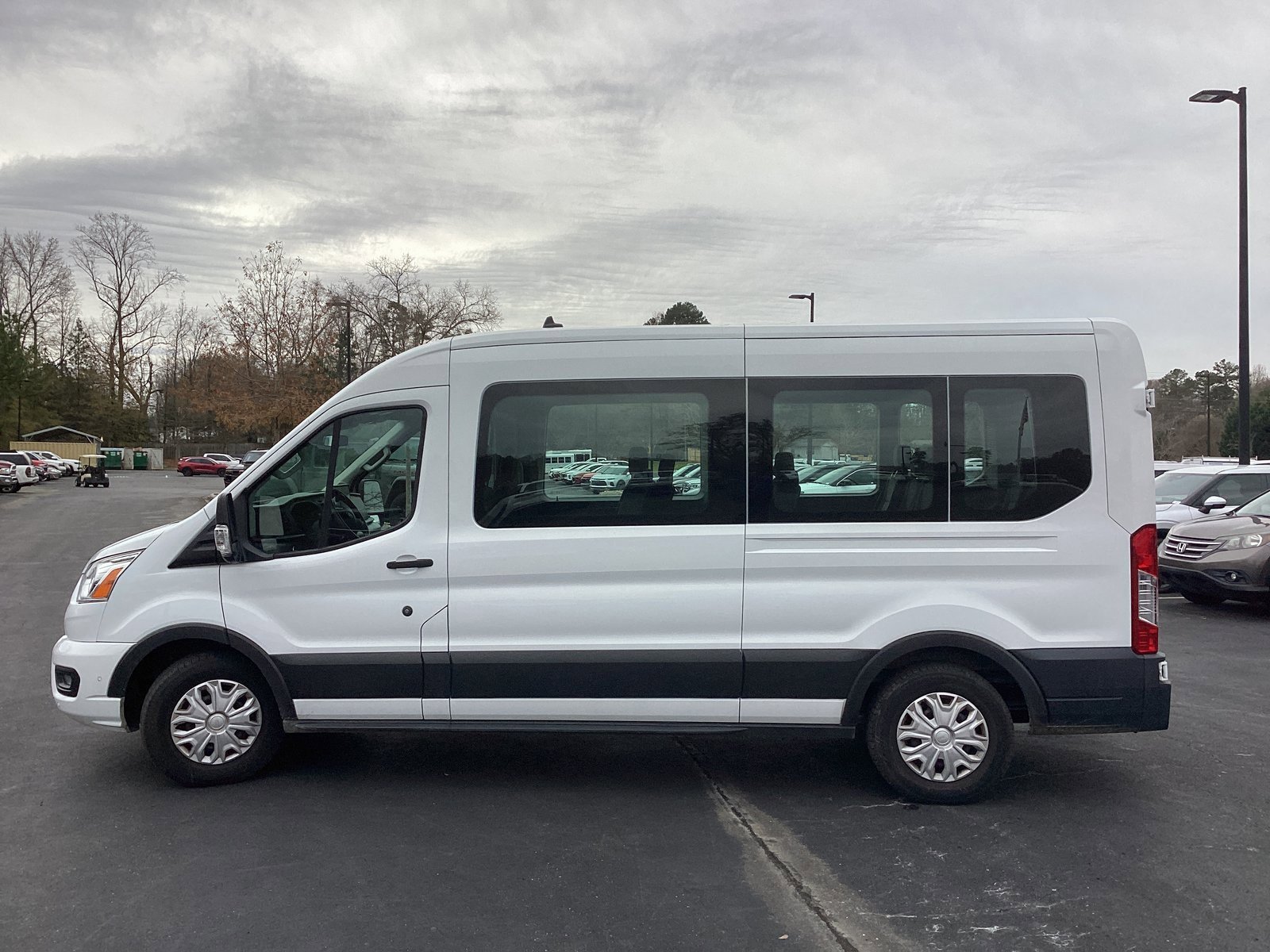 Used 2022 Ford Transit 350 XLT image 6