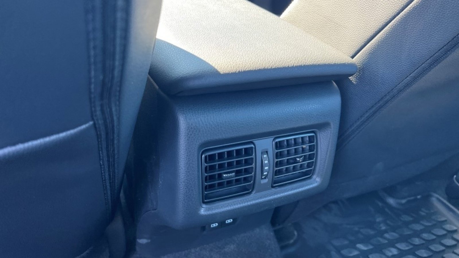 New 2026 Toyota Camry SE w/ Convenience Package FWD image 24