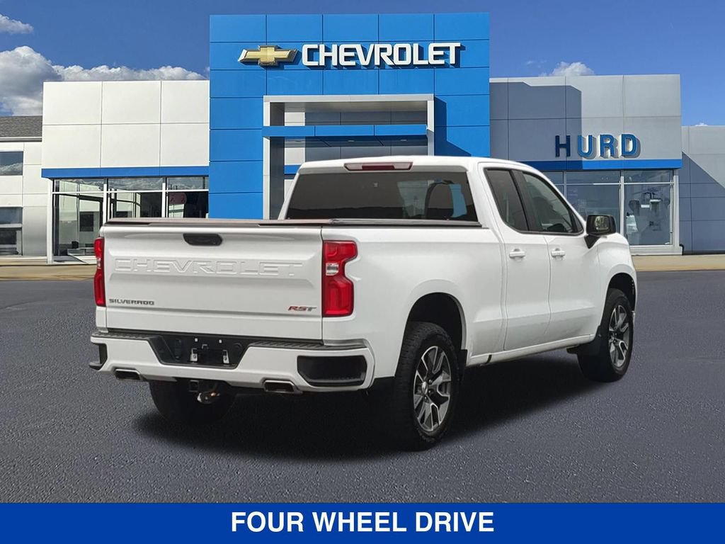 Used 2023 Chevrolet Silverado 1500 RST AWD/4WD image 4