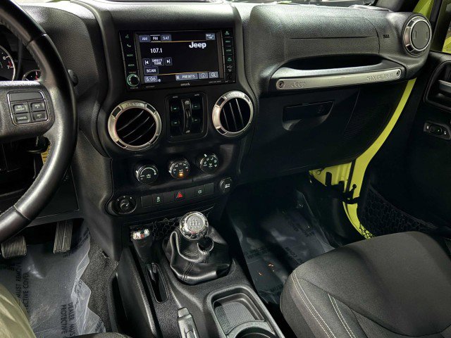 Used 2016 Jeep Wrangler Unlimited Sahara w/ Max Tow Package image 33