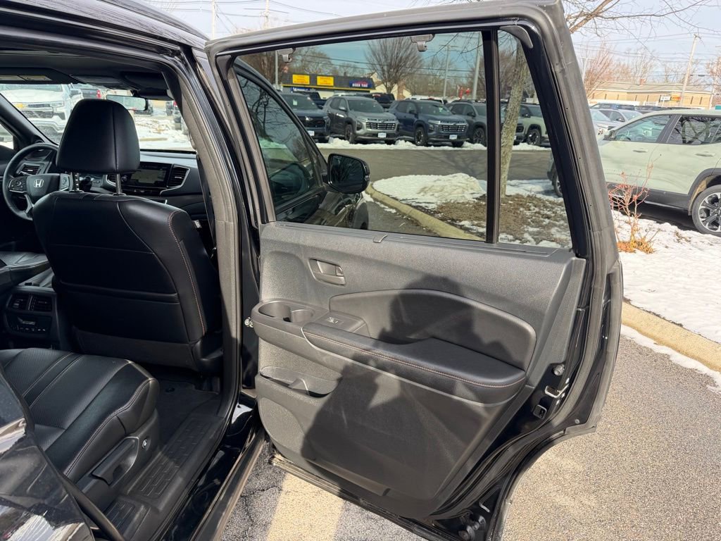 Used 2022 Honda Pilot TrailSport image 20