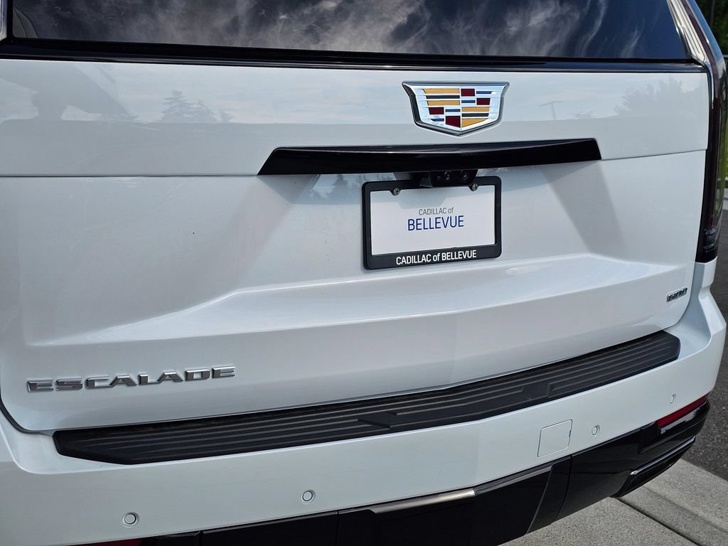New 2026 Cadillac Escalade Platinum Sport AWD/4WD image 15
