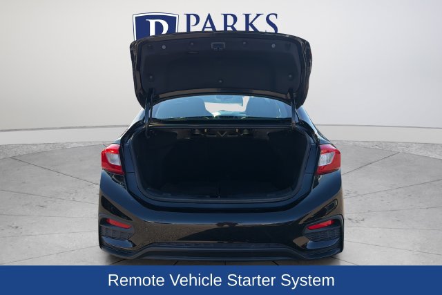 Used 2018 Chevrolet Cruze LT w/ Sun And Sound Package FWD image 20