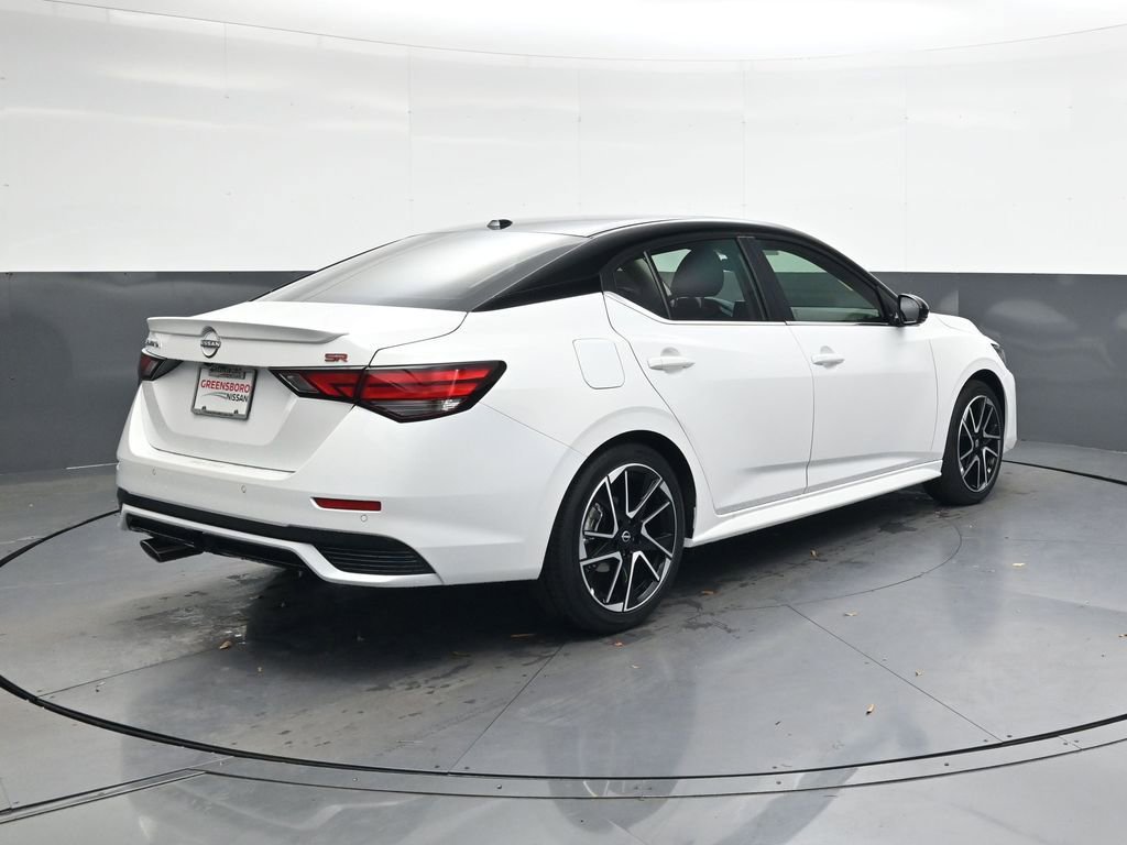 Used 2025 Nissan Sentra SR image 4