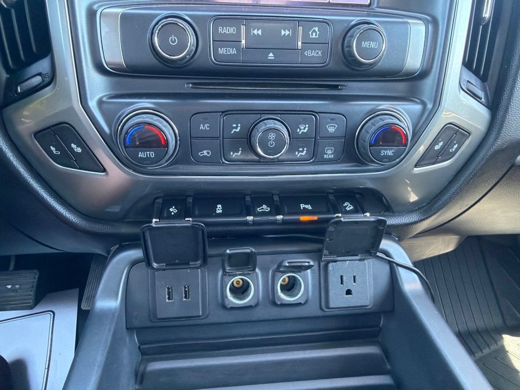 Used 2018 Chevrolet Silverado 1500 LT w/ All Star Edition AWD/4WD image 18