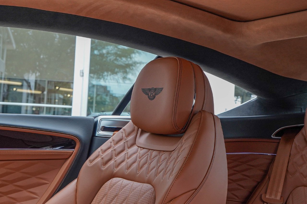 New 2026 Bentley Continental GT Azure AWD/4WD image 25