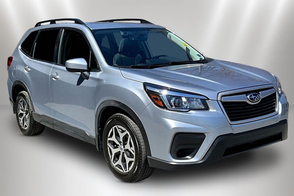 Used 2020 Subaru Forester Premium image 1