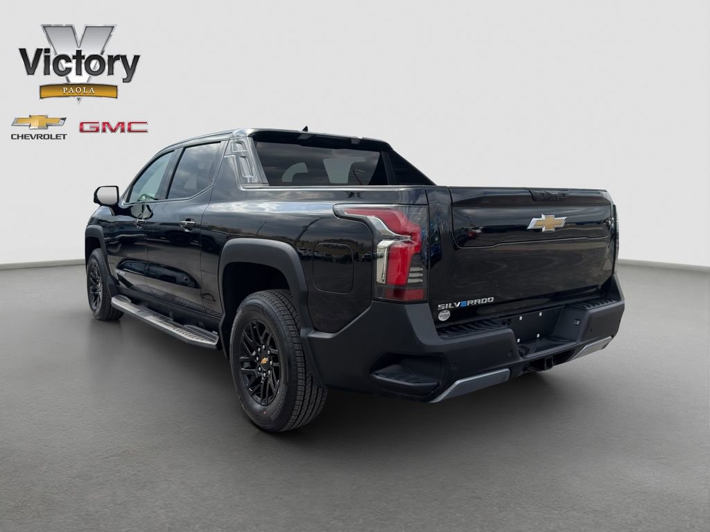 Used 2025 Chevrolet Silverado EV LT image 4