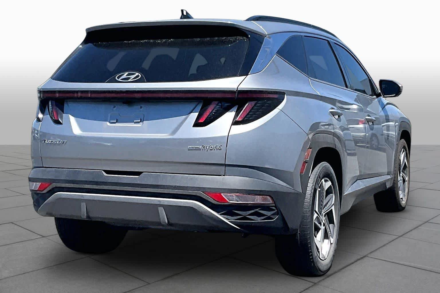 Used 2022 Hyundai Tucson Limited AWD/4WD image 12