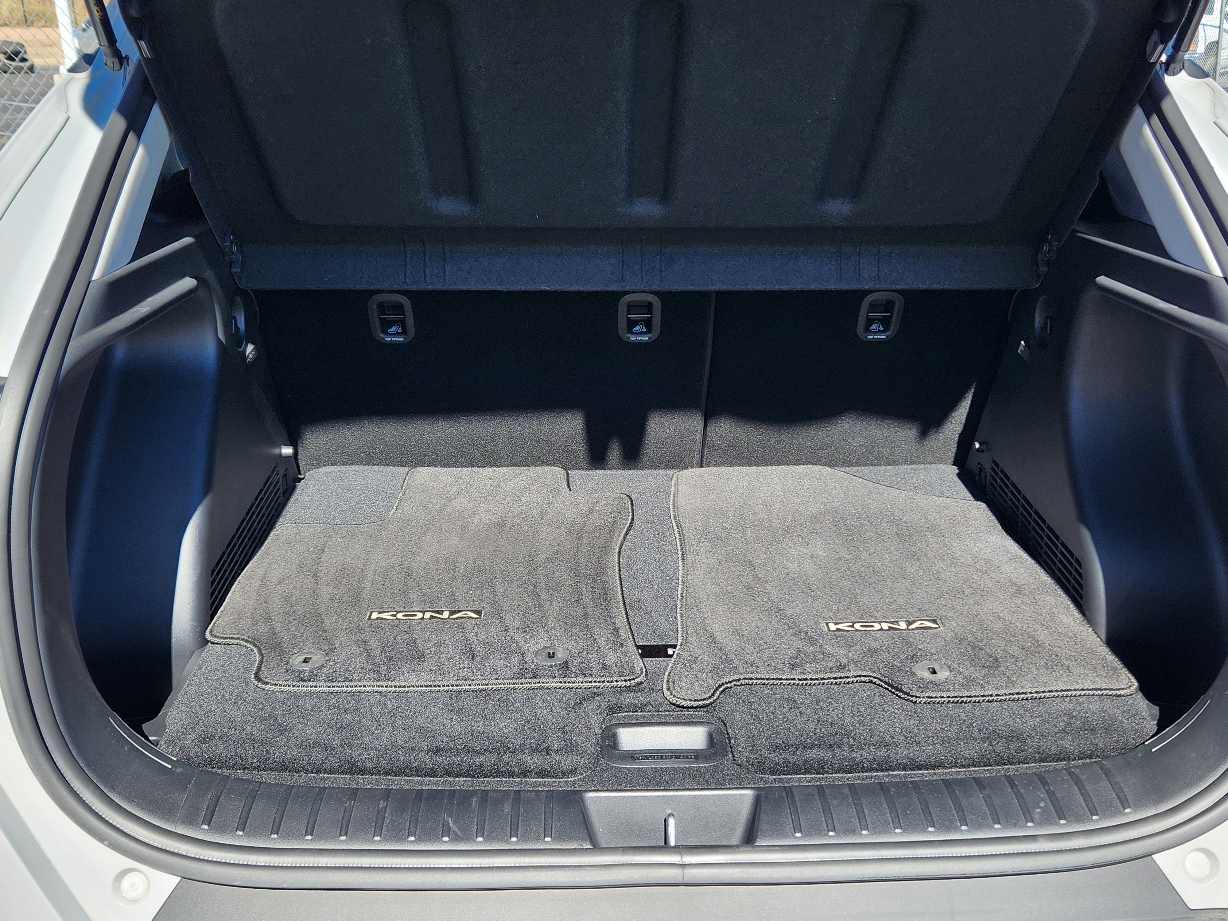 Used 2025 Hyundai Kona SEL image 18